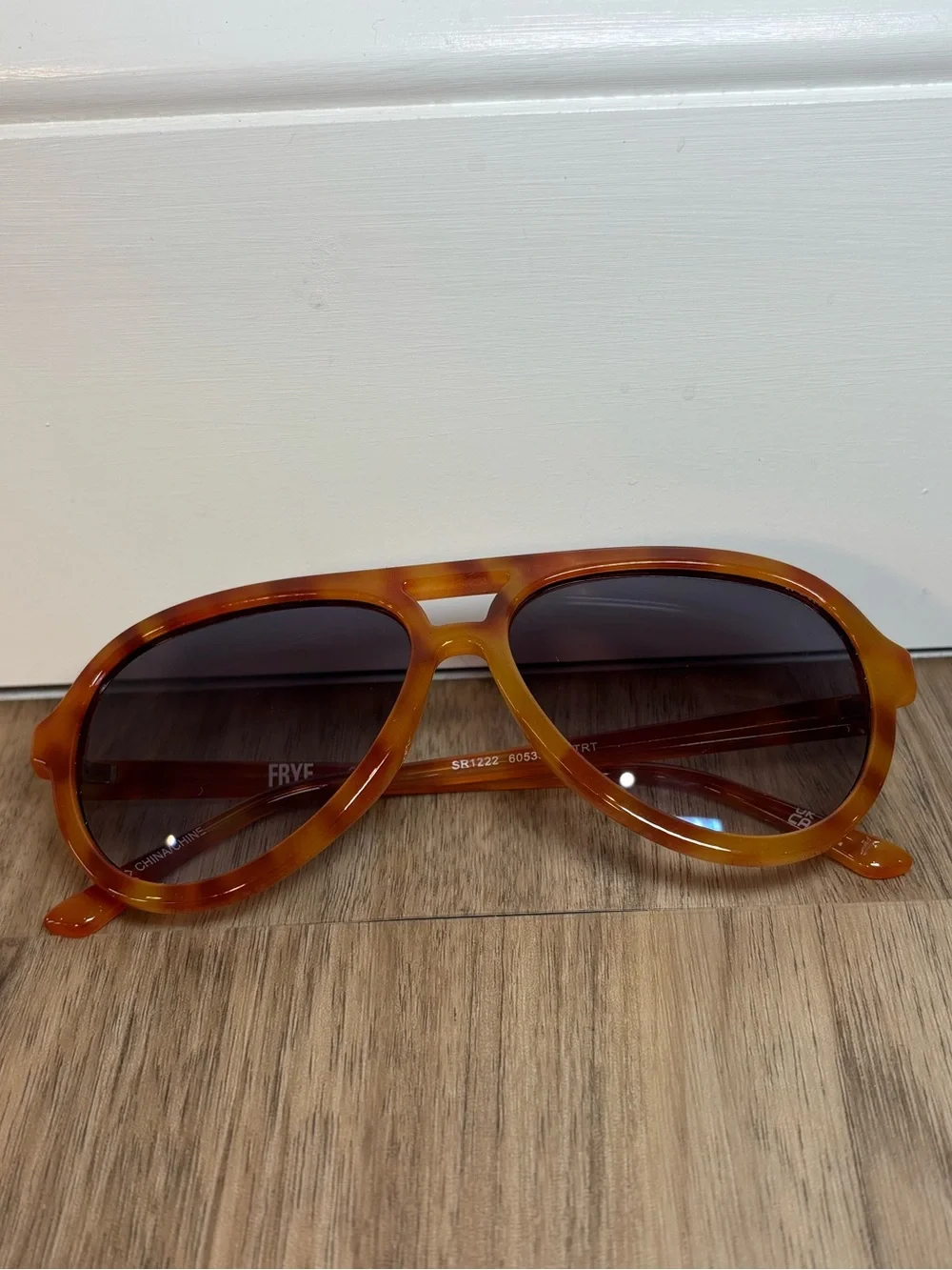 Frye Tortoise Aviator Sunglasses with Brown Lenses  display picture 3